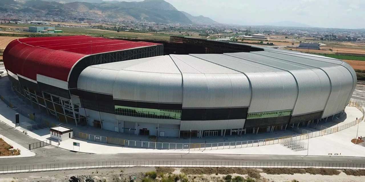 Hatay Stadı'na 1 milyar lira