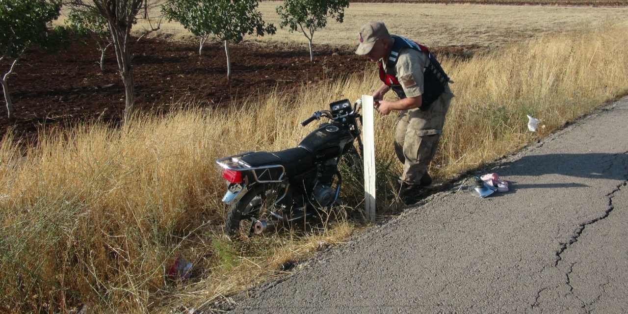 Çocuklarının canlarını hiçe saydı: Motosiklete 6 kişi bindiler