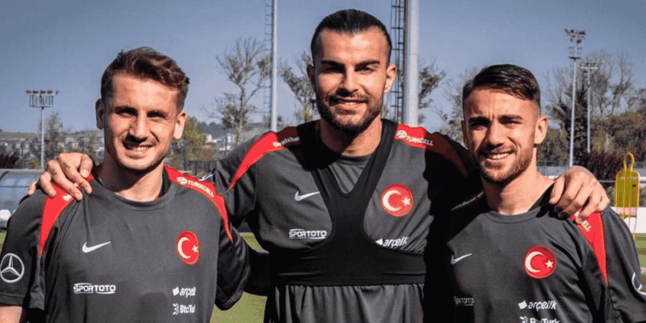 Abdülkerim Bardakcı ve Yunus Akgün Kerem Aktürkoğlu'nu sildi