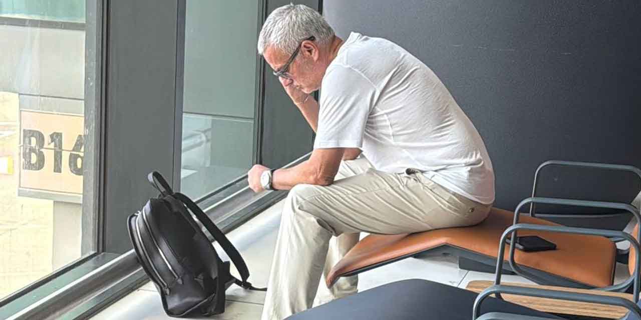 Mourinho İstanbul'u terk etti: Gittiği yer belli oldu