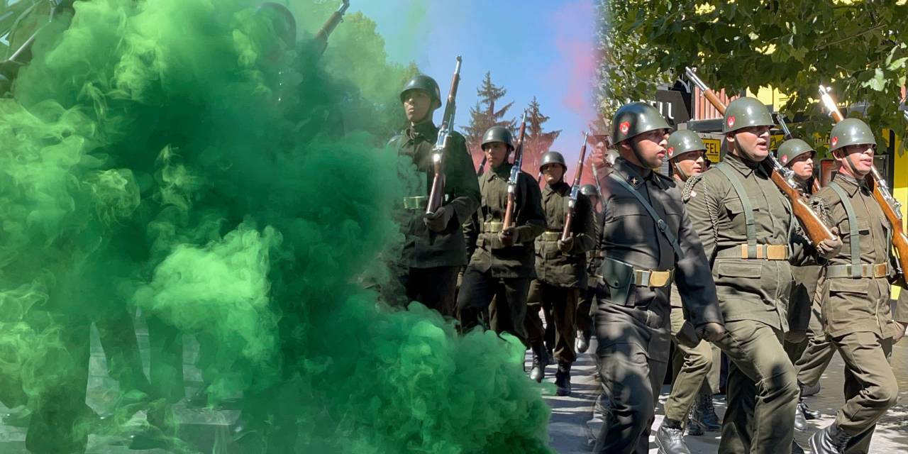 Bolu’da 30 Ağustos coşkusu! Komandolar dakikalarca alkışlandı