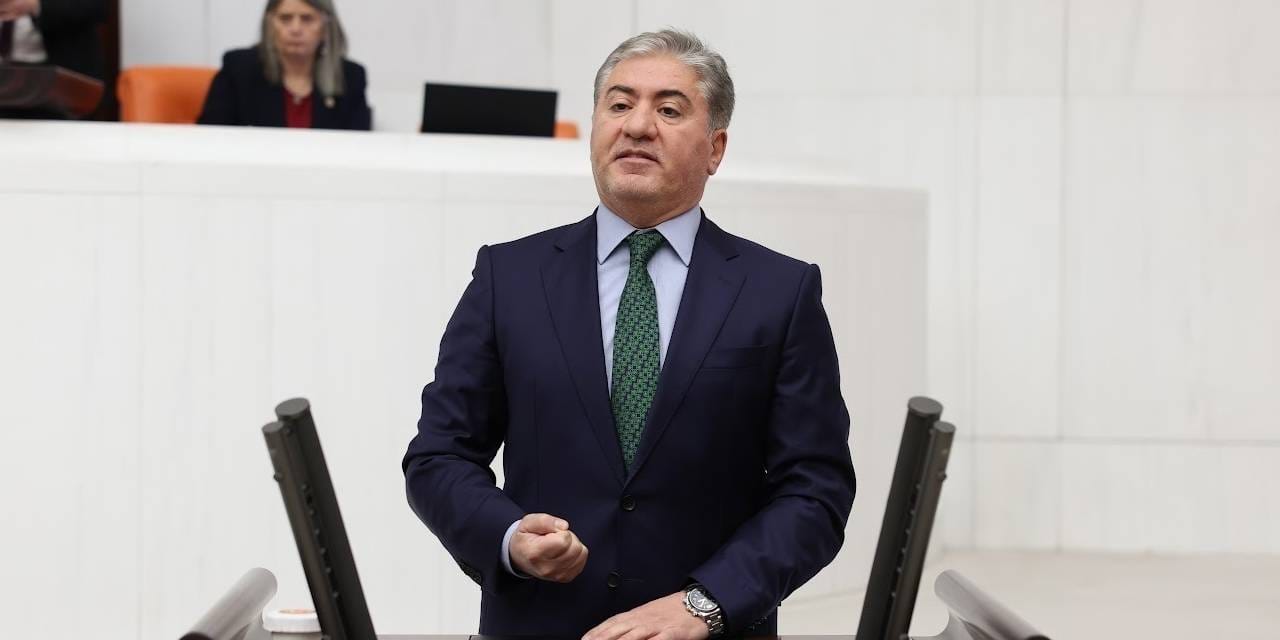 KYK kız yurdunda öğrencilerin başına gelenlere ateş püskürdü: İktidarı yerden yere vurdu