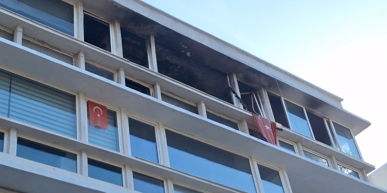 Kadıköy'de korkutan yangın