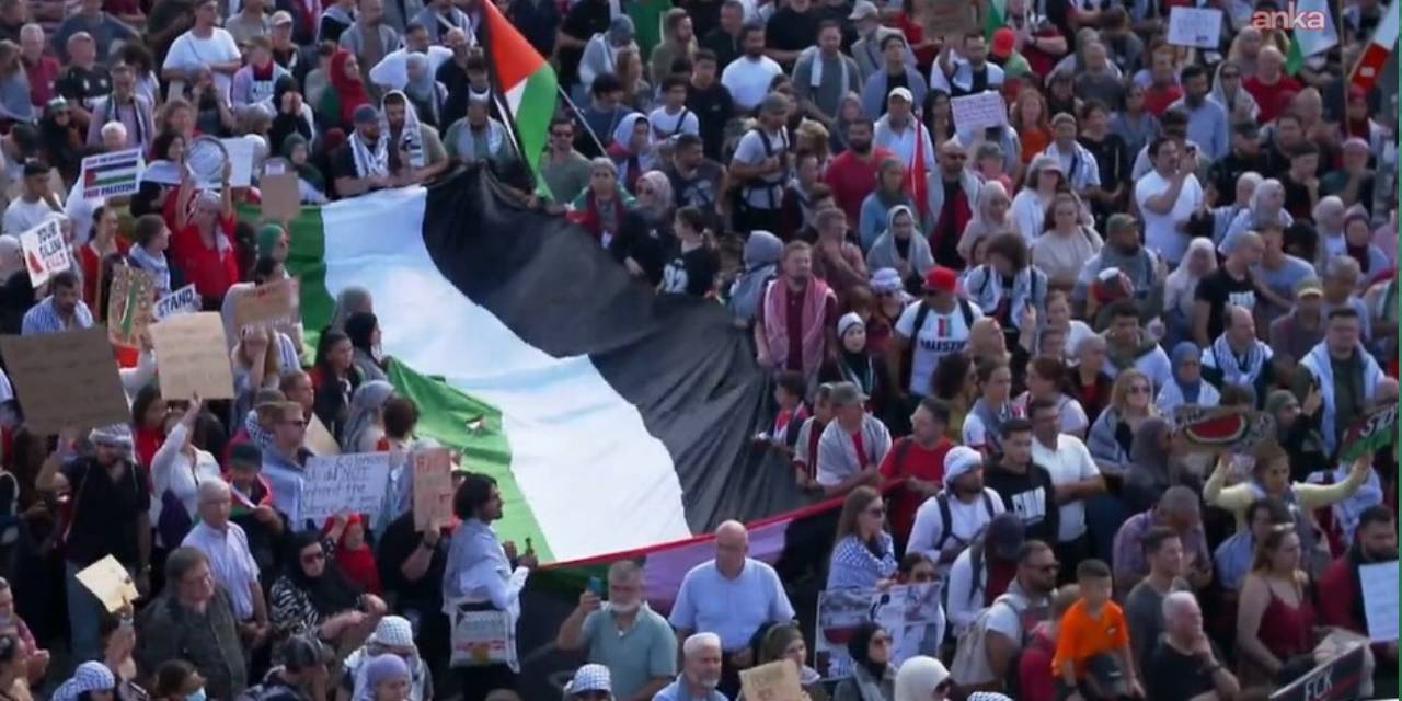 11 bin kişi Gazze için yürüdü