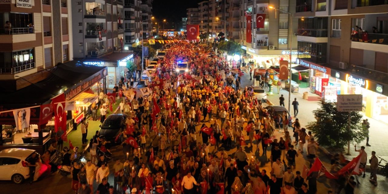 Torbalı'da 30 Ağustos coşkusu: Kortej ve konserlerle kutlandı