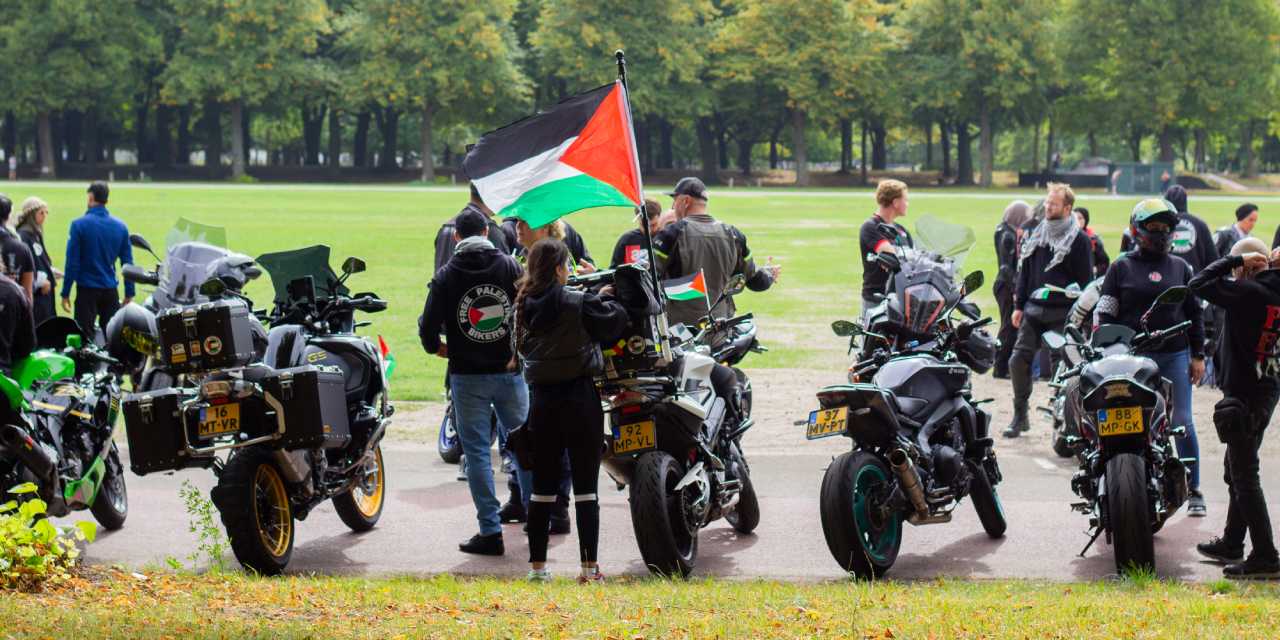 Motosiklet sürücülerinden Filistin'e destek gösterisi