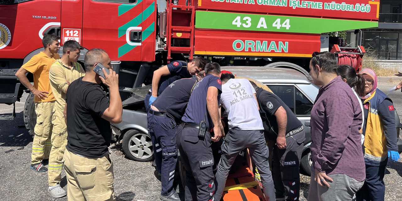 Manisa'da feci kaza! Sürücü ağır yaralı