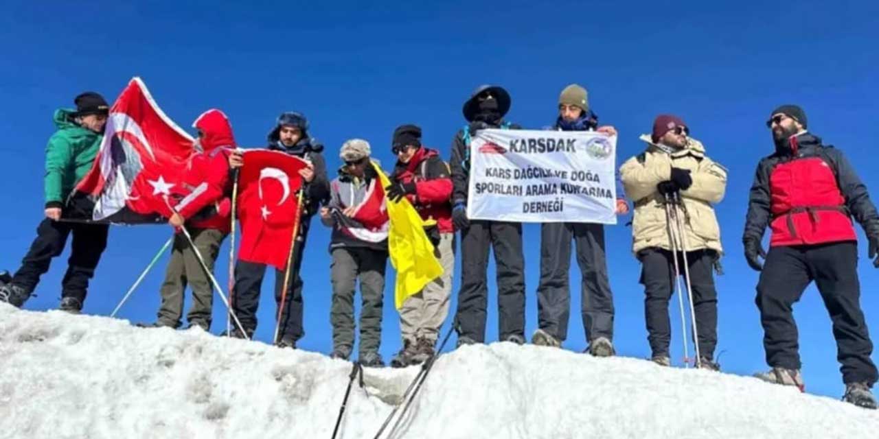 30 Ağustos Zafer Bayramı için Ağrı Dağı'na çıktılar: Datçalı sporcu performansıyla parladı