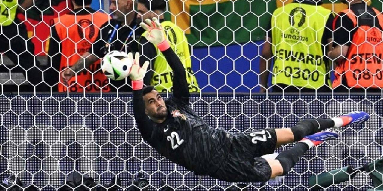 Galatasaray'dan Diogo Costa'ya rekor teklif