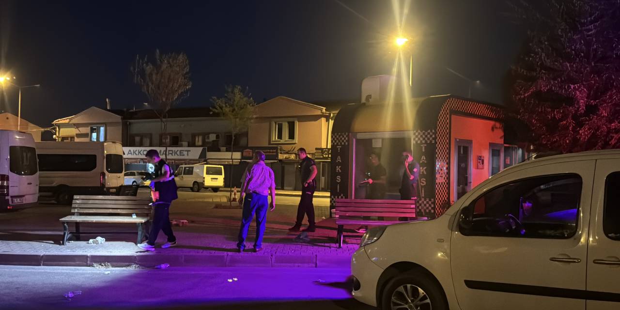 Çıkan kavgada taksi şoförü bıçaklandı!