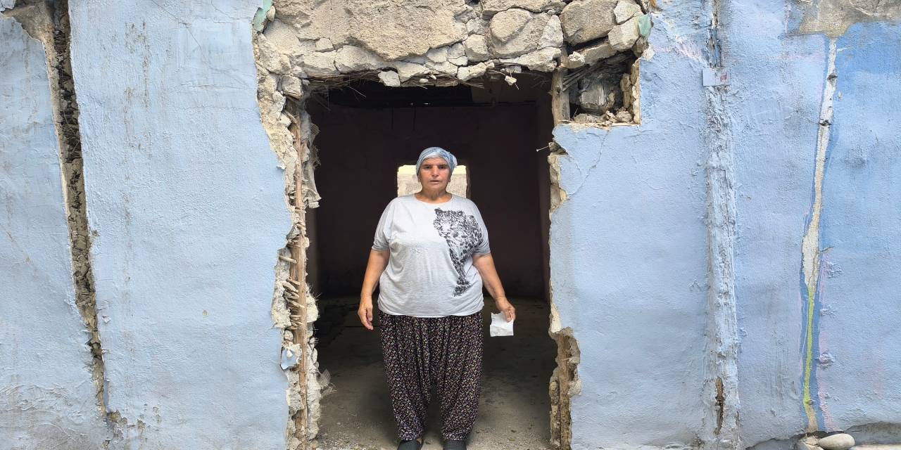 Depremzedeyi konteyner kentten çıkaracaklar: "Ben nereye gideyim?"