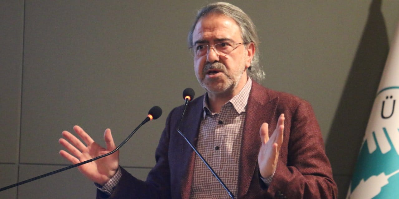 Atatürk düşmanı Mustafa Armağan'dan skandal çarpıtma! Kurtuluş Savaşı'nı yok saydı vatandaş da yerin dibine soktu