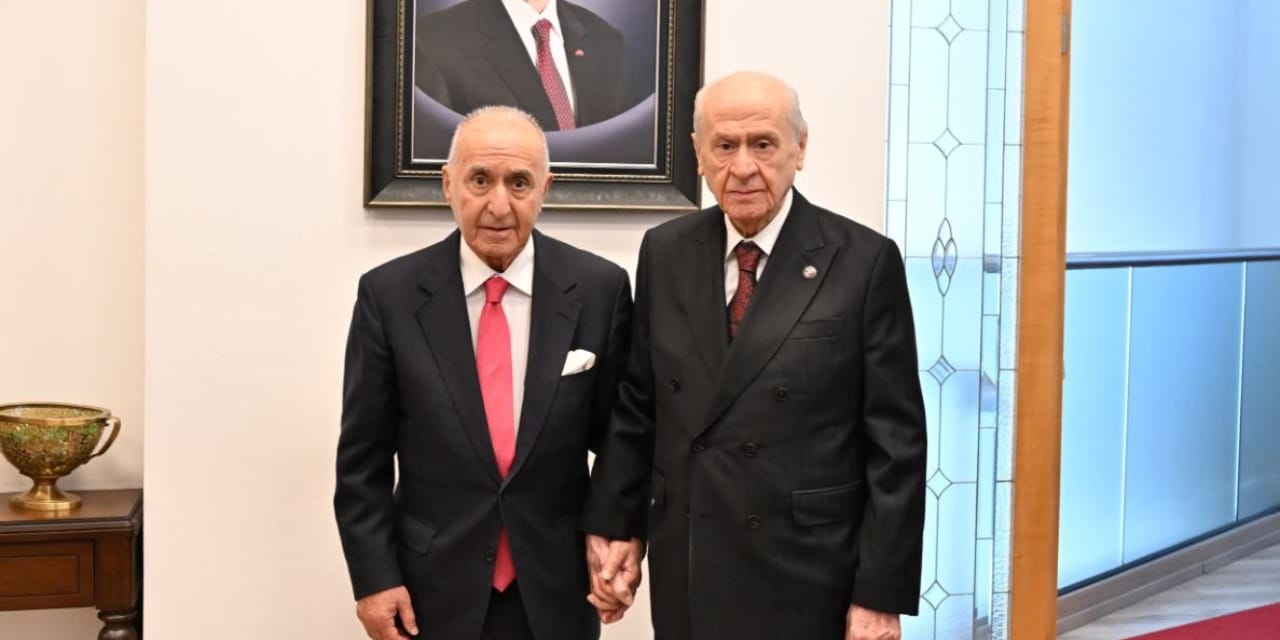 Hikmet Çetin'den Devlet Bahçeli'ye sürpriz ziyaret