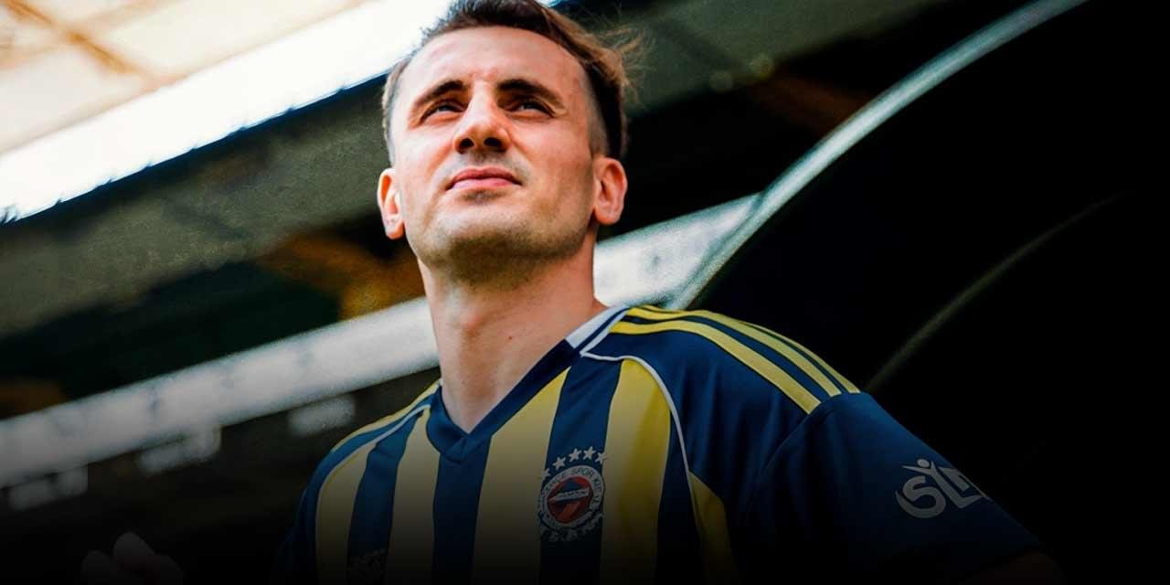 Şimdiye kadar sakladığı çocukluk fotoğrafı da ortaya çıktı! Kerem Aktürkoğlu: FB TV izleyerek büyüdük