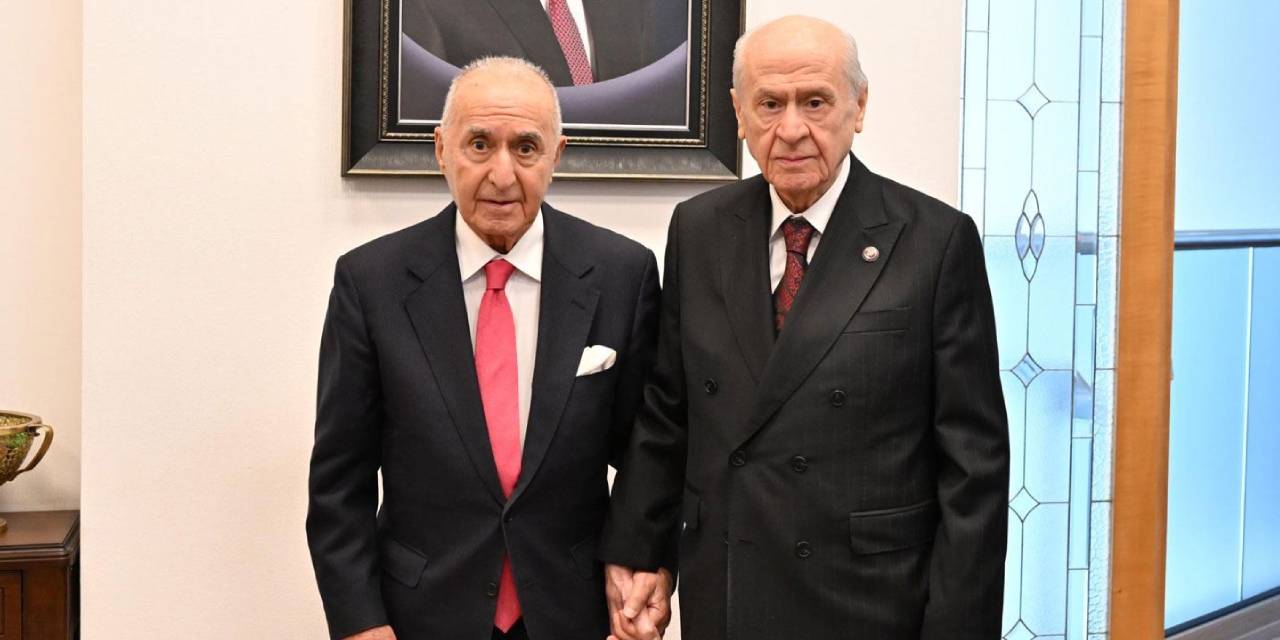 Bahçeli ziyaretinde kayyum olmayı konuştu dediler: Hikmet Çetin iddialara resmen ateş püskürdü
