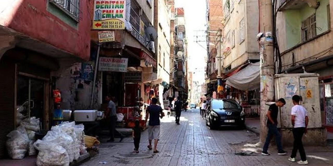 Diyarbakır'da kan donduran olay: Gün ortasında 13 yaşındaki çocuğa toplu istismar iddiası