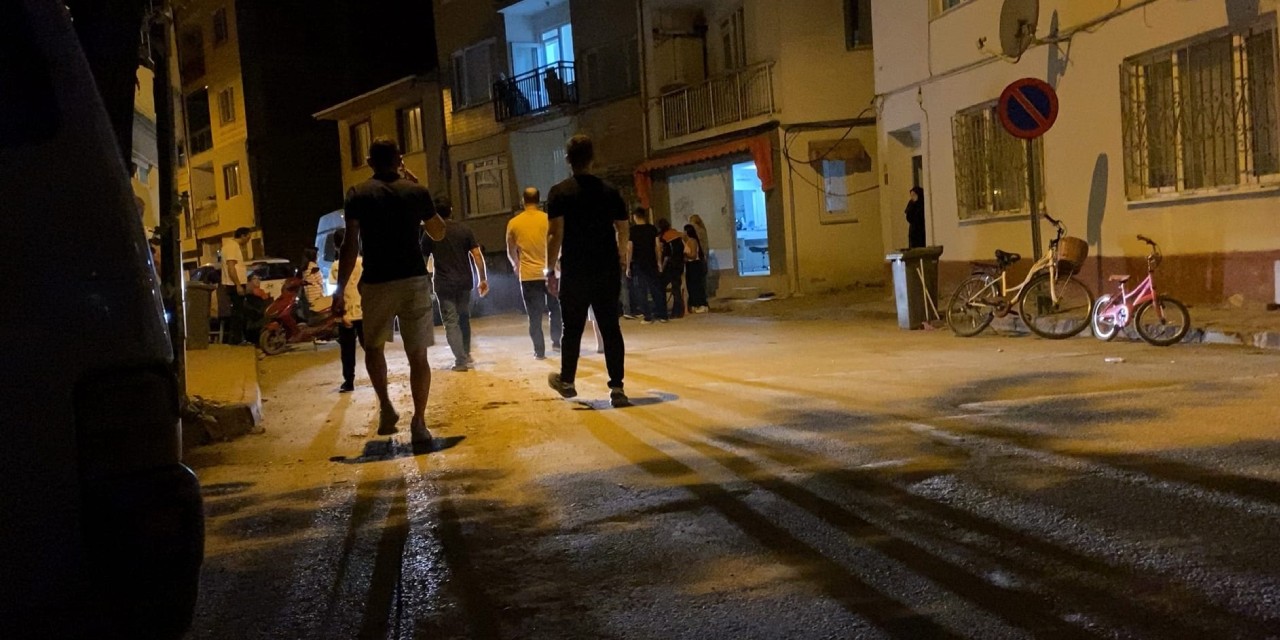 Kadınlara laf atan adam dövülerek bıçaklandı