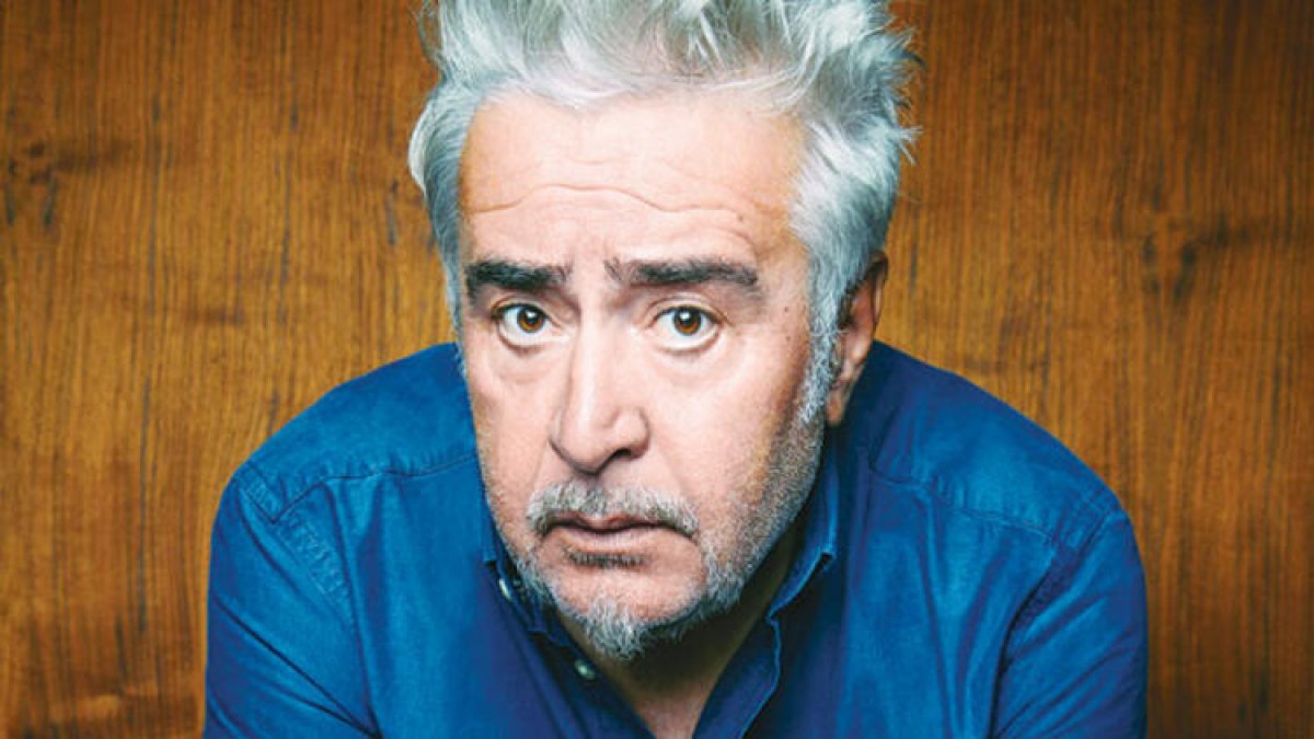 Uğur Yücel 19 yıl sonra sahnelere geri dönüyor!