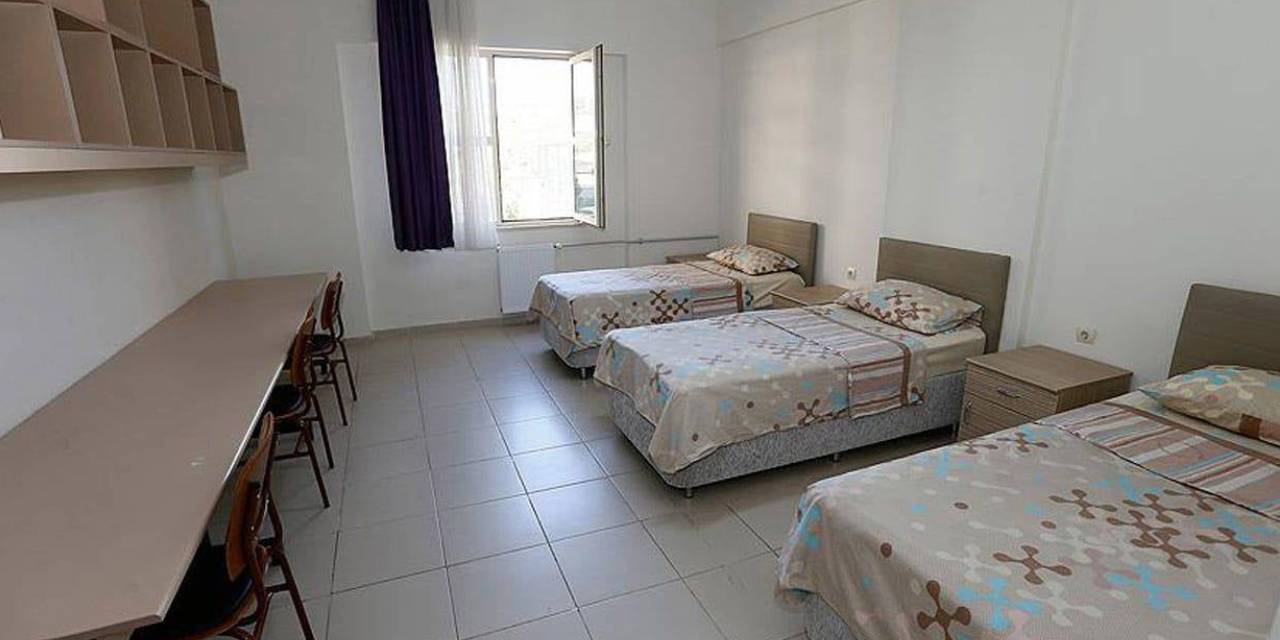 Öğrenci yurdu zammına ateş püskürdü: Devletin görev gençlere yük bindirmek değil