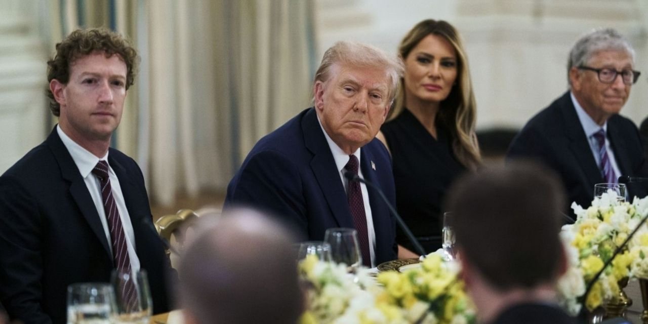 Trump teknolojinin patronlarıyla görüştü ama bir kişi hariç!