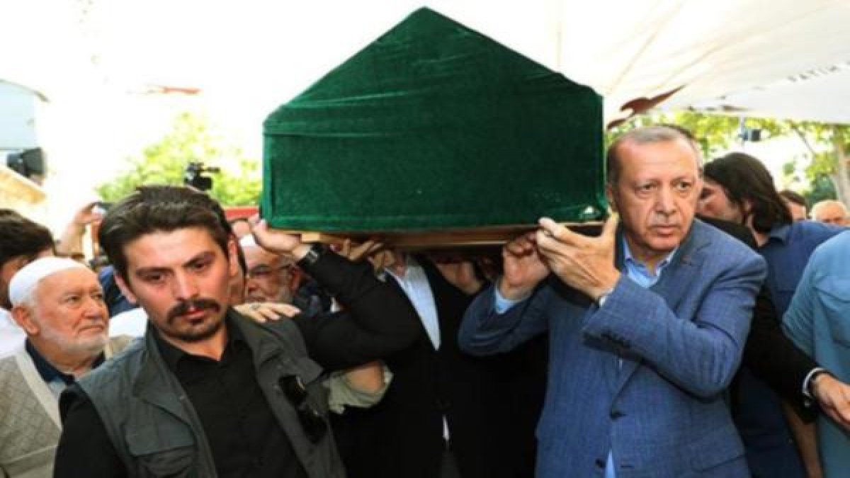 Mehmet Şevket Eygi hayatını kaybetti, tabutuna Cumhurbaşkanı Erdoğan omuz verdi!