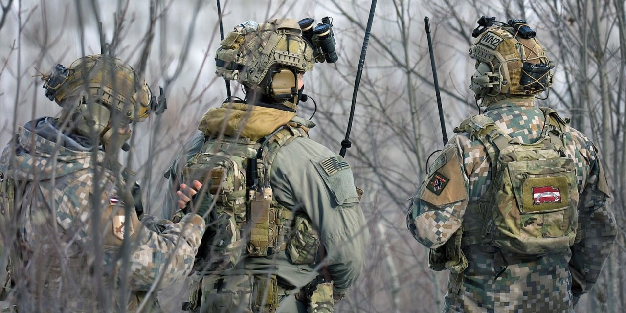 Bakan tarih vererek açıkladı: Kadınlara askerlik zorunlu olacak