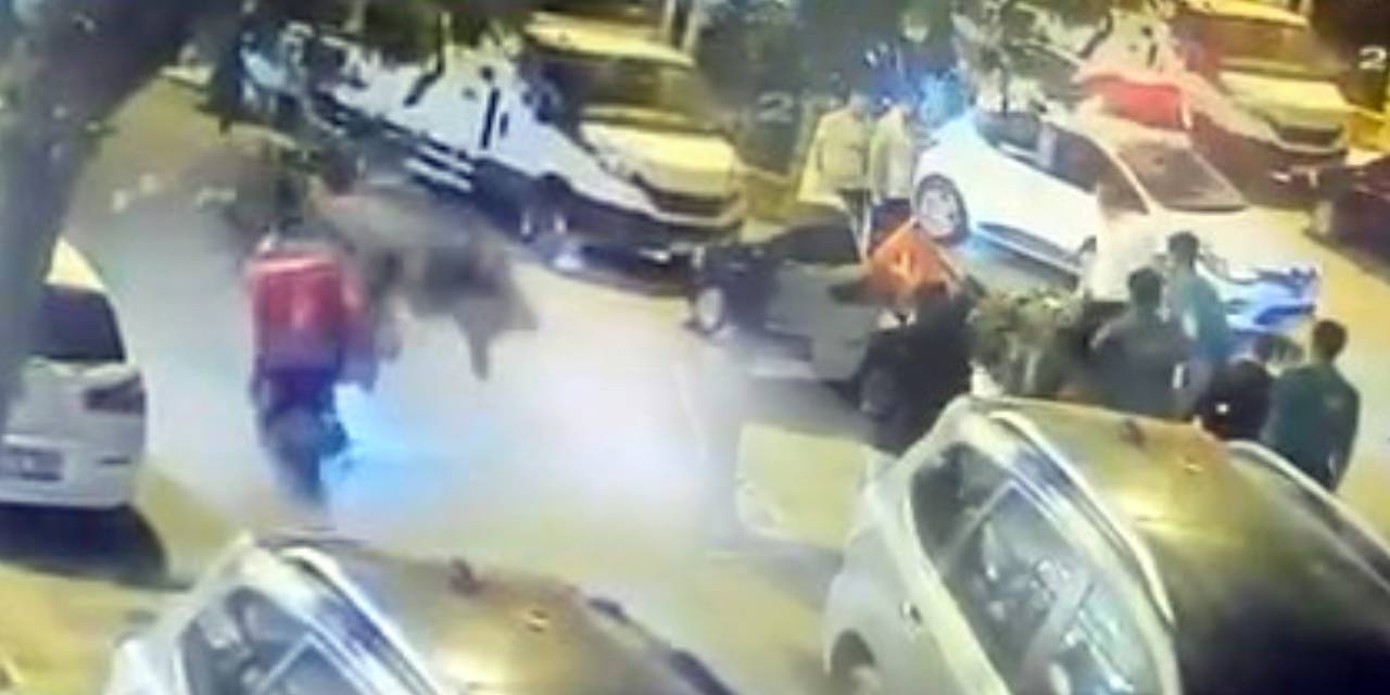 Avcılar’da feci kaza: İki motosikletli kafa kafaya çarpıştı