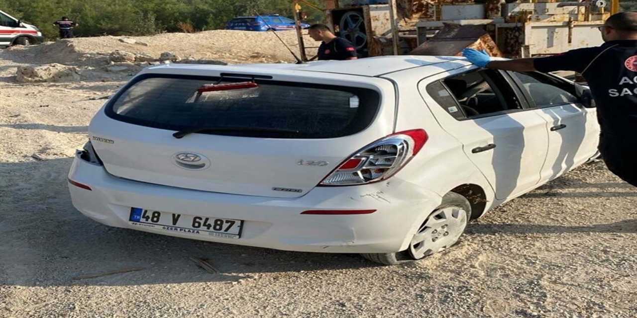 Otomobil şarampole devrildi: Sürücü hayatını kaybetti