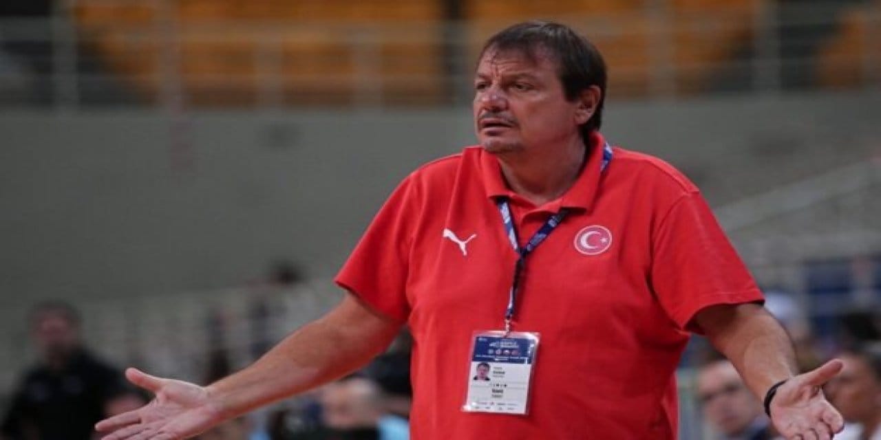 Ergin Ataman ateş püskürdü