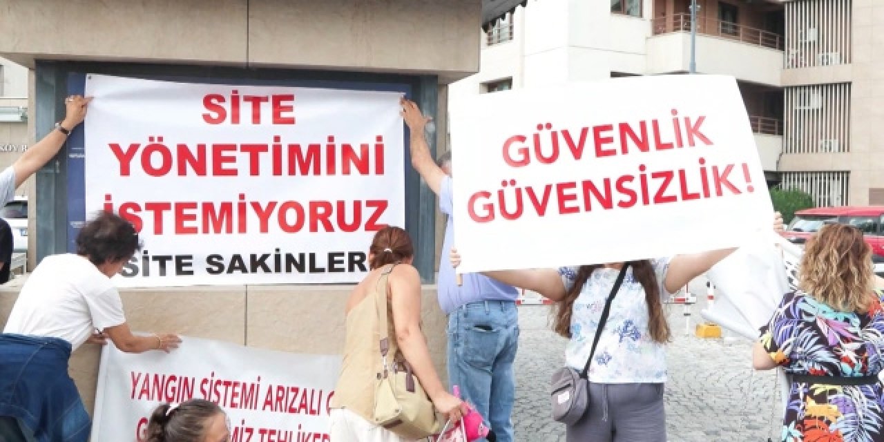Küçükçekmece'de site yönetimine karşı eylem: Kedimi öldürüp çöpe attılar