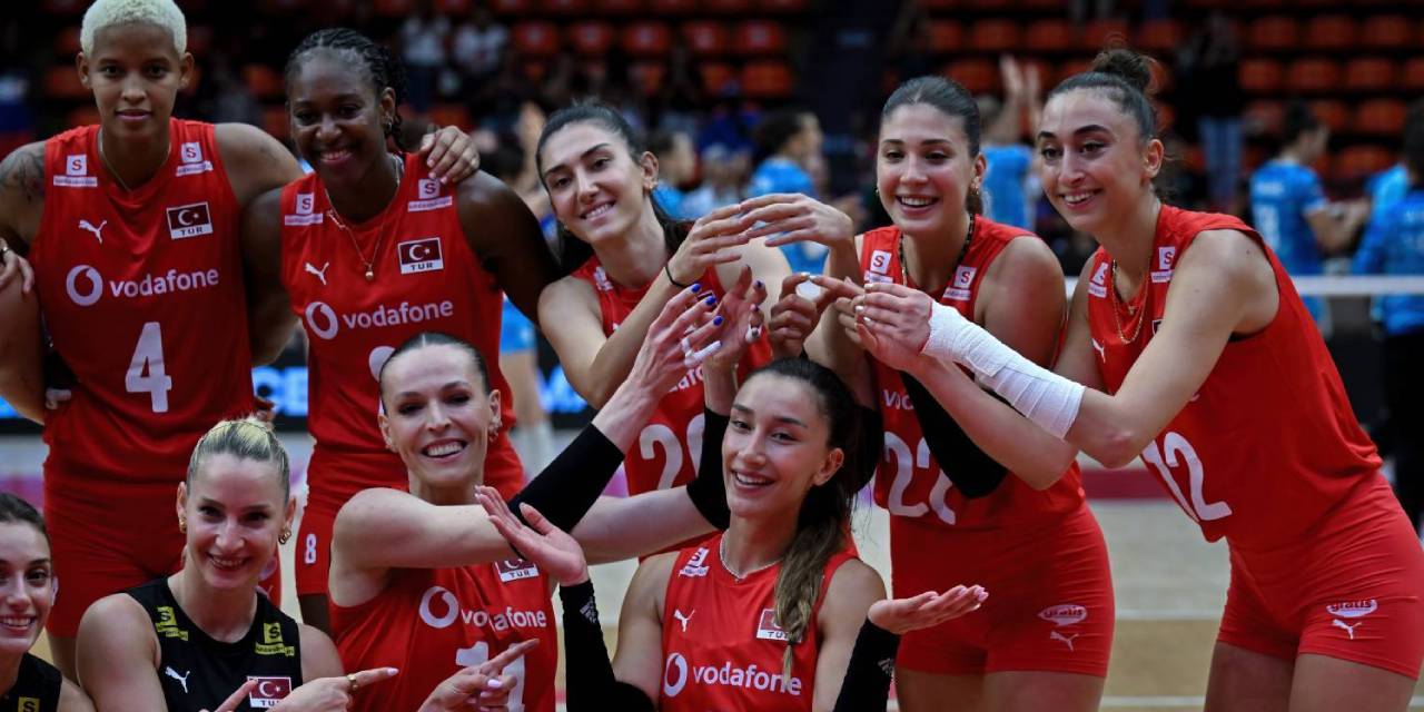 Atatürk’ün kızları diyerek ikinciliğin ardından paylaştı