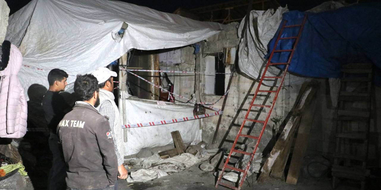 Erzurum'da toprak evin damı çöktü! 2 çocuk hayatını kaybetti