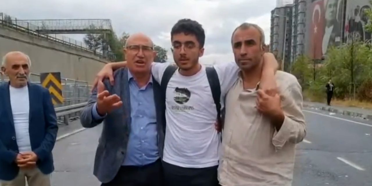 Mahmut Tanal yaralı gencin omzuna girdi! "Abluka nedeniyle ambulans gelmedi"