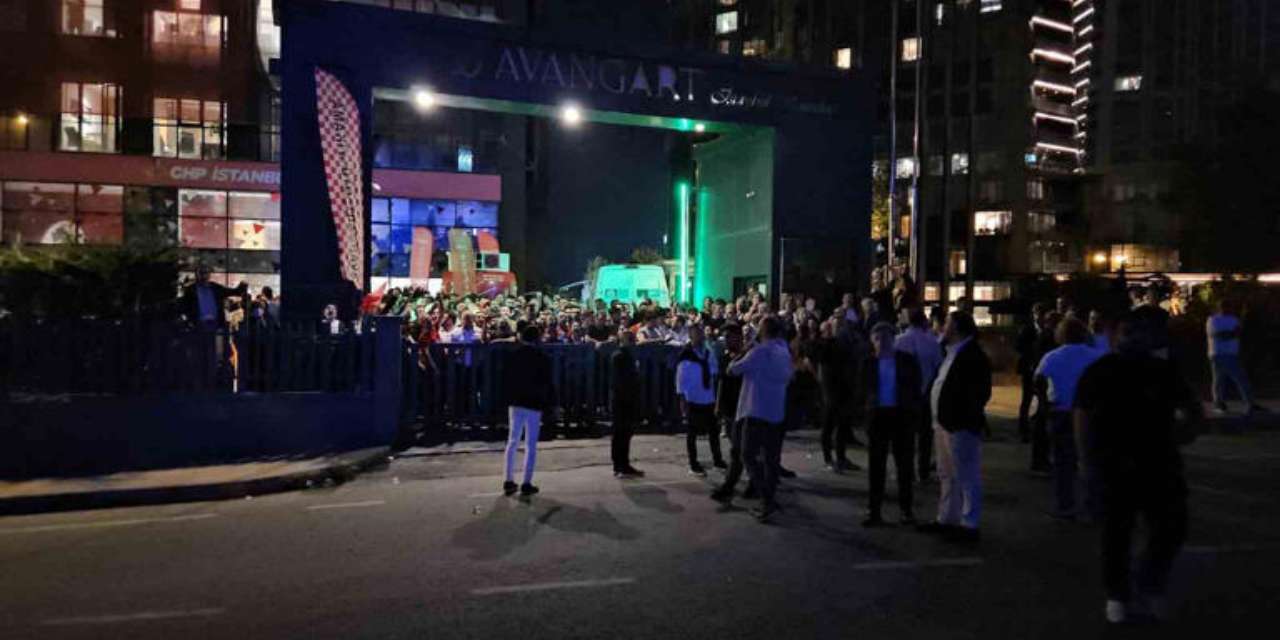 CHP'li Akın İl Binası'nın içinde yaşananları anlattı