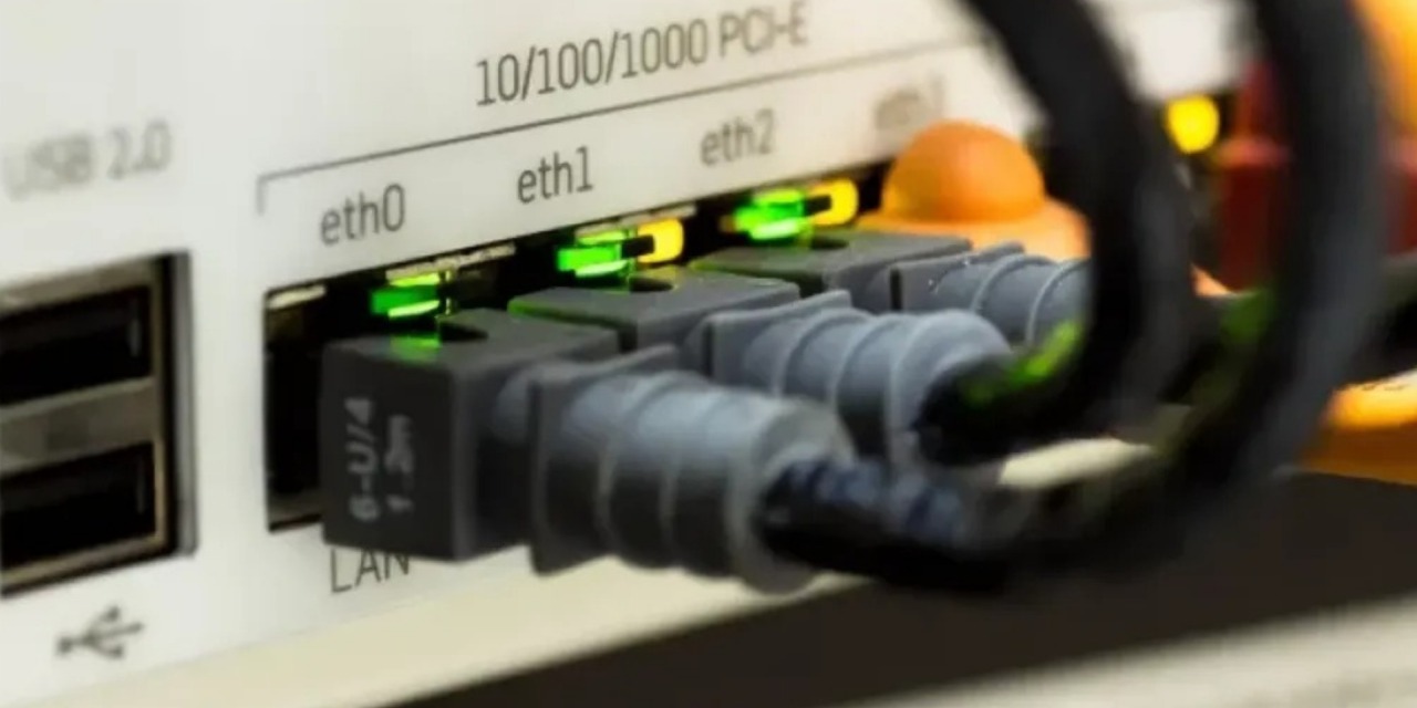 Gürsel Tekin binadan ayrıldı: Daraltma bitti