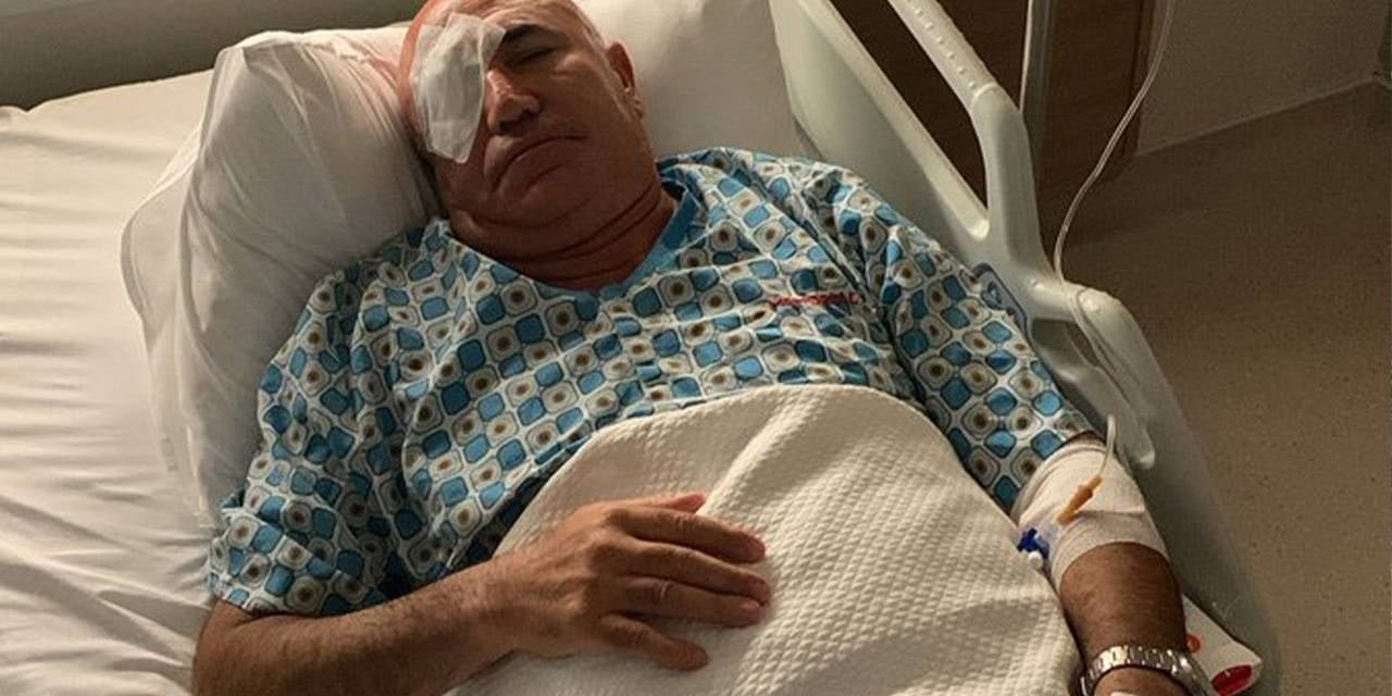 Mahmut Tanal, CHP İstanbul il binasına yapılan polis müdahalesinde gözünden yaralandı