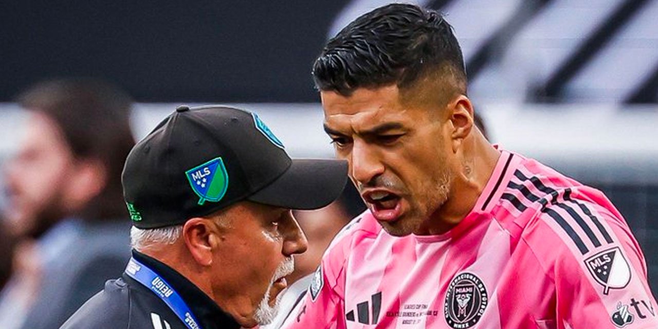 Rakibine tüküren Luis Suarez'in cezası belli oldu