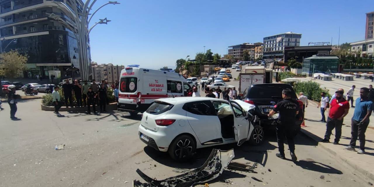 Şırnak’ta zincirleme kaza: 5 araç birbirine girdi