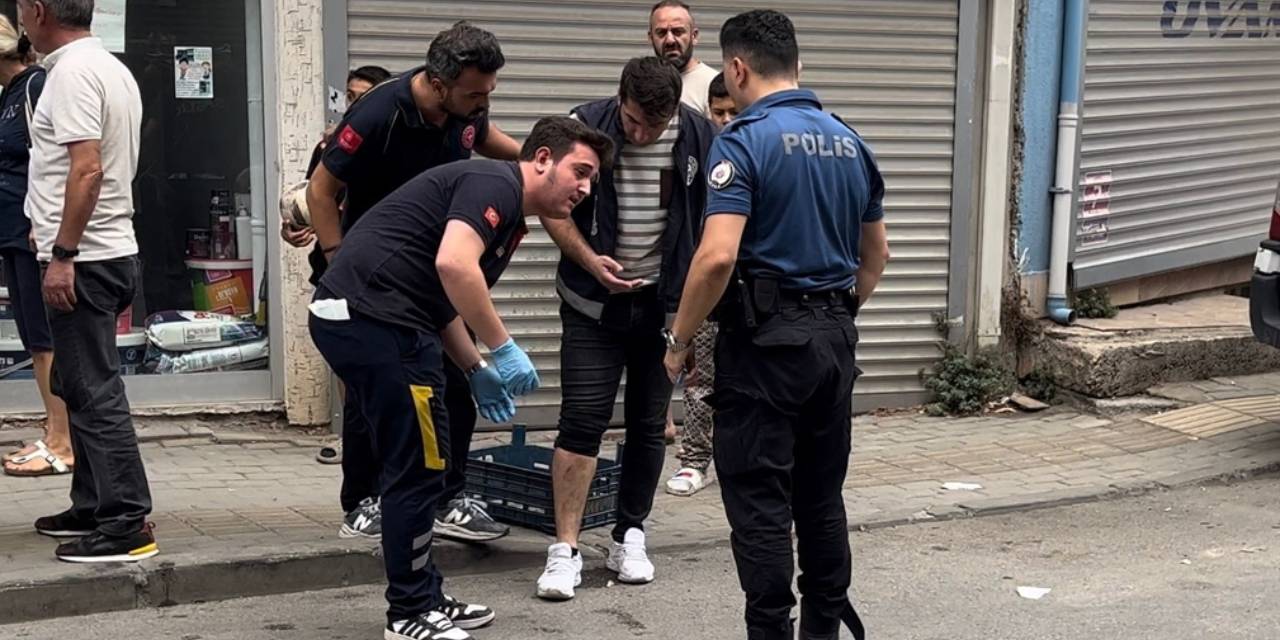 İhbara gelen polisin birini kendi birini köpeğine ısırttı