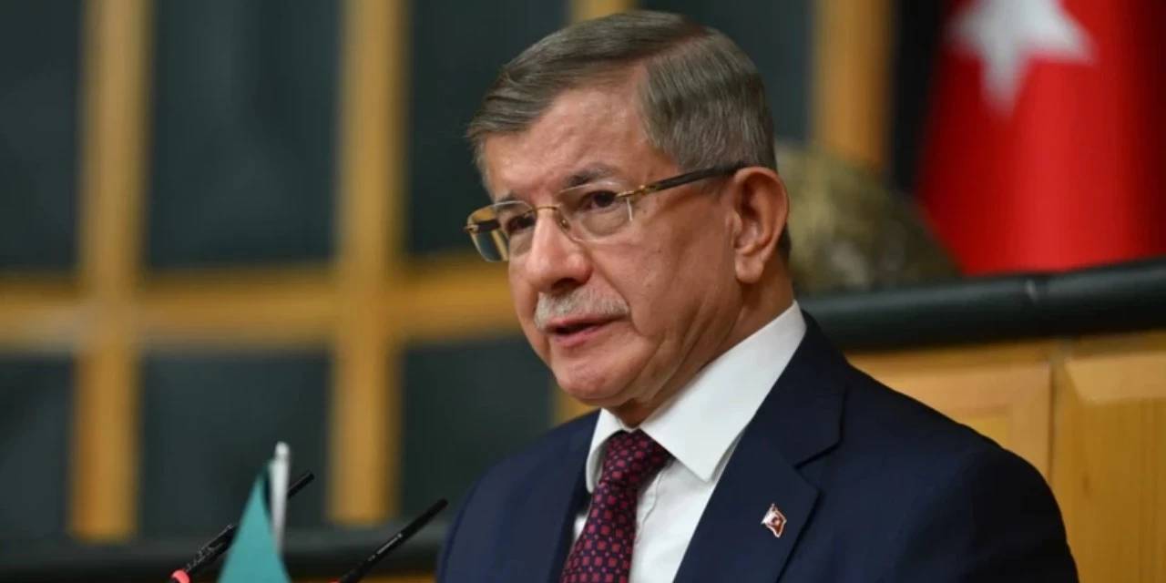 Davutoğlu'ndan iktidara 'İsrail' tepkisi