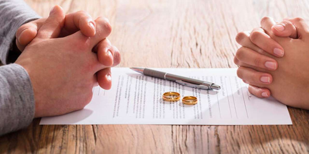 AYM boşanmayla ilgili kararını verdi: Kadına koşulan şartın iptalini reddetti