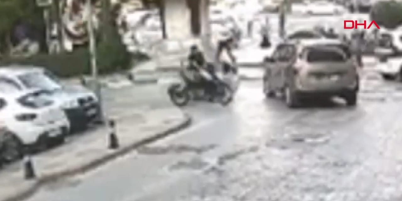 Önce çocuğa ardından araca çarptı: 2 yaralı