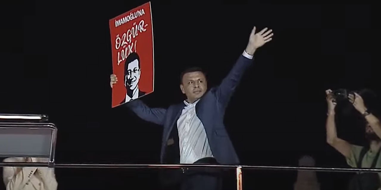 Özgür Çelik: CHP'de kavga yok ceberrut iktidara teslim olanlar var