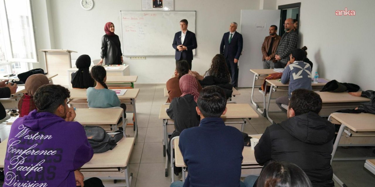 Üniversiteliye 13 bin lira verecek: Şartları belli oldu