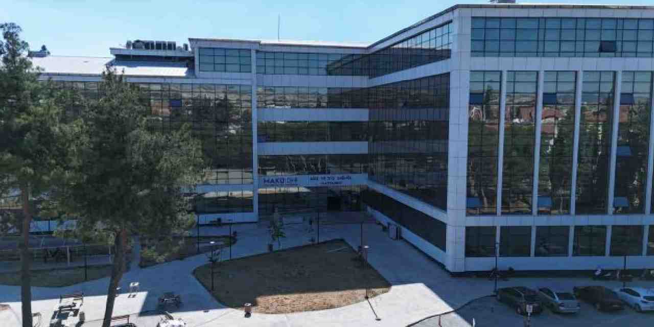 Hastanede skandal: Uygulanmayan tedavileri yapılmış gibi göstermiş