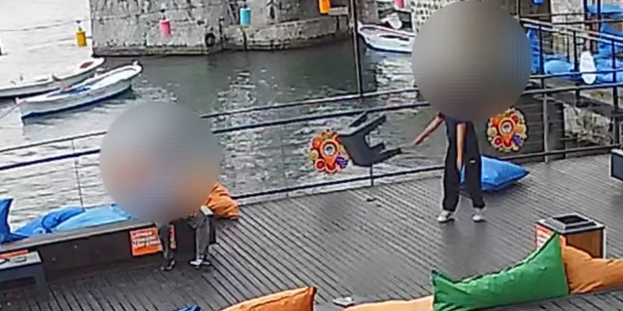 Belediyenin işlettiği kafeye 'eğlenmek için' zarar vermişler