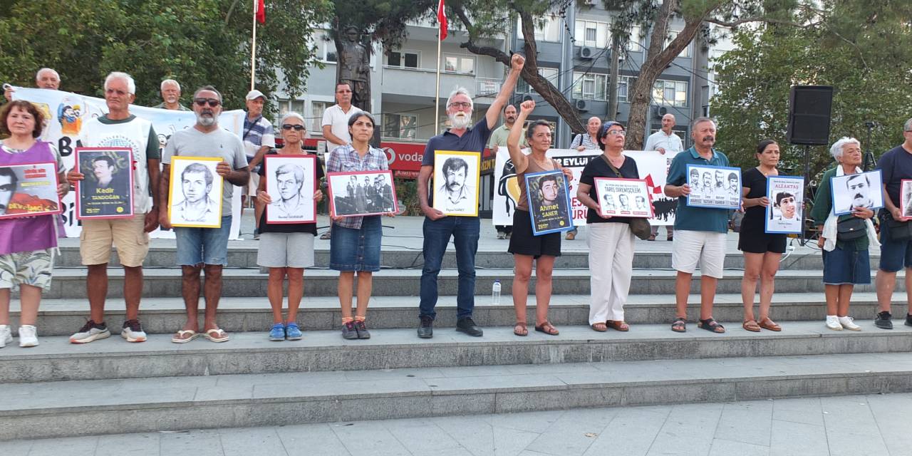 12 Eylül'de hayatını kaybedenler anıldı