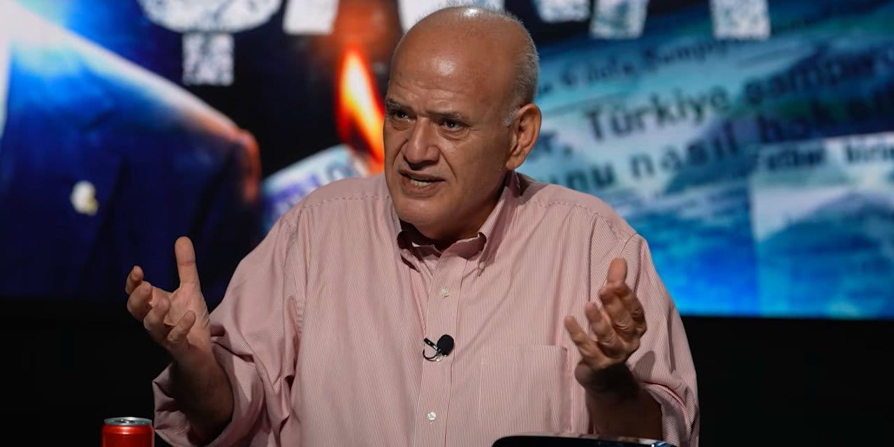 Ahmet Çakar: Dünyanın en tuhaf Milli takımıyız