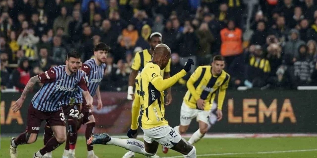 Fenerbahçe Trabzonspor: Açık ara fark attı