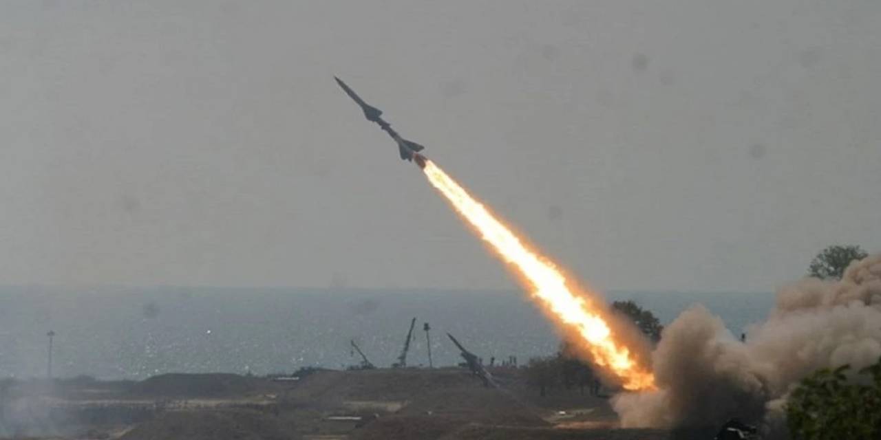 Husiler'den Tel Aviv'e hava saldırısı: Binlerce İsrailli sığınaklara kaçtı